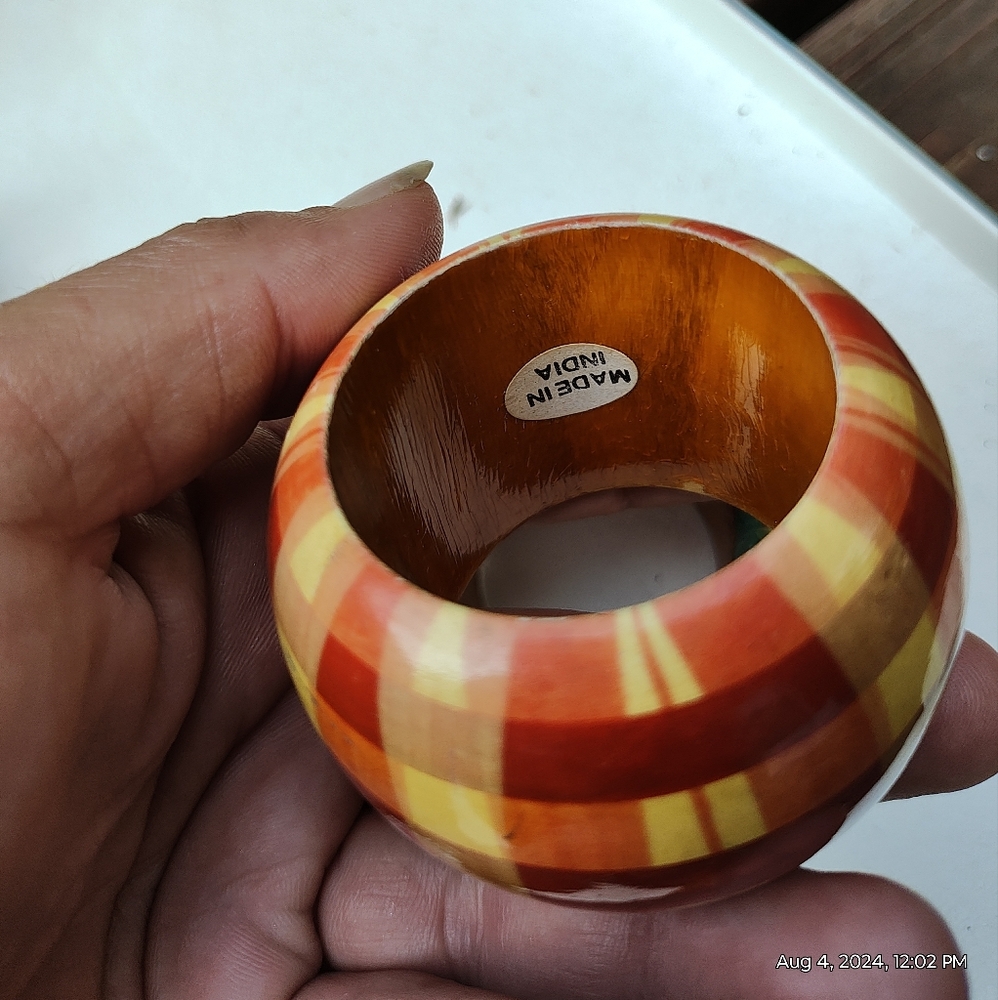 Lightweight Napkin Rings from India - Picture 4 of 4